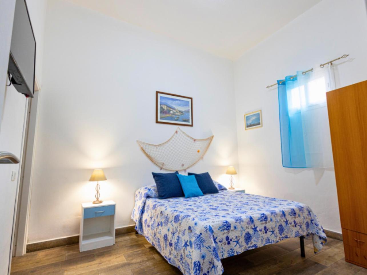 Lovely Apartment In Palermo-Sferracavallo Bagian luar foto